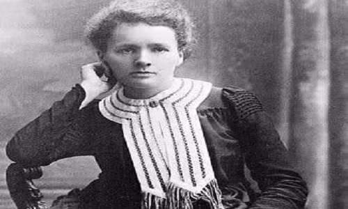 7. Nhà hóa học và nhà vật lý Marie Curie là người phụ nữ đầu tiên trong lịch sử được trao giải Nobel năm 1903.