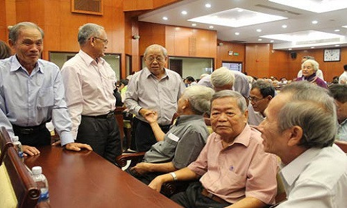 Các nhân chứng lịch sử tại buổi họp mặt Ảnh: BẢO NGHI