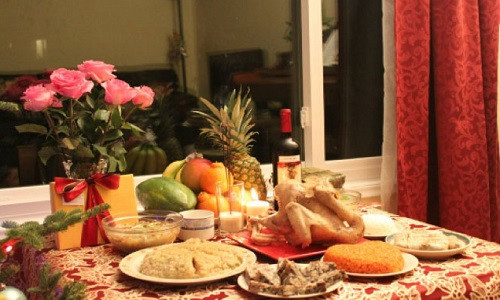 Mâm cỗ cúng Giao thừa.