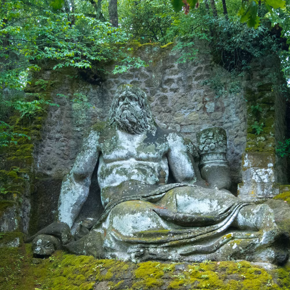 Cho đến nay, các chuyên gia, nhà nghiên cứu vẫn chưa thể giải mã được bí ẩn liên quan đến khu vườn của những "quái vật" do ông Orsini tạo ra.