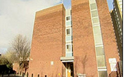 Phải tới tháng 1/2008, khi một người dọn vệ sinh được cử tới dọn dẹp sau khi ông Derrick nhận lệnh của thẩm phán thành phố phải rời khỏi ngôi nhà thì người ta mới phát hiện thi hài của ông Pring.