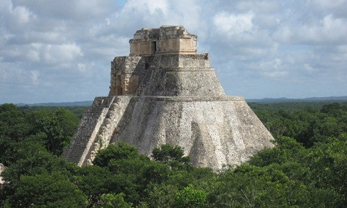 Một kim tự tháp của người Maya được phát hiện ở Yucatan, biên giới giữa Mexico và Guatemala. Ảnh: Didi Aurich.