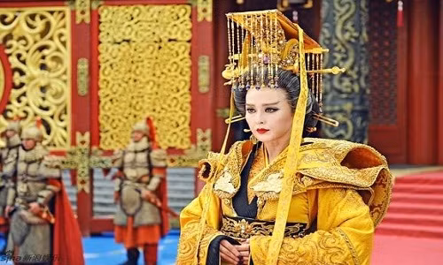 Võ Tắc Thiên hoàng đế. Ảnh cổ trang.