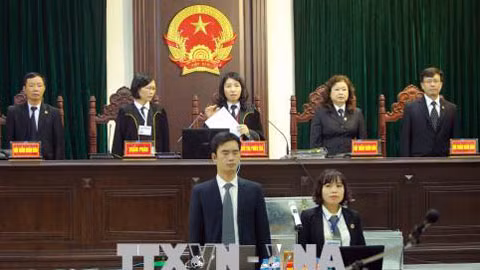 Hội đồng xét xử. Ảnh TTXVN