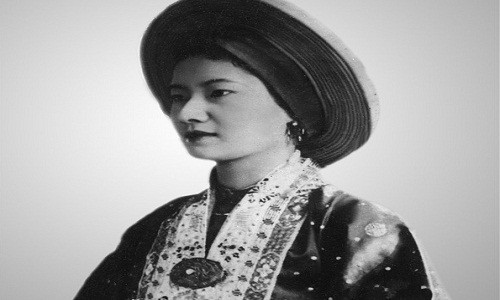 Nam Phương hoàng hậu.