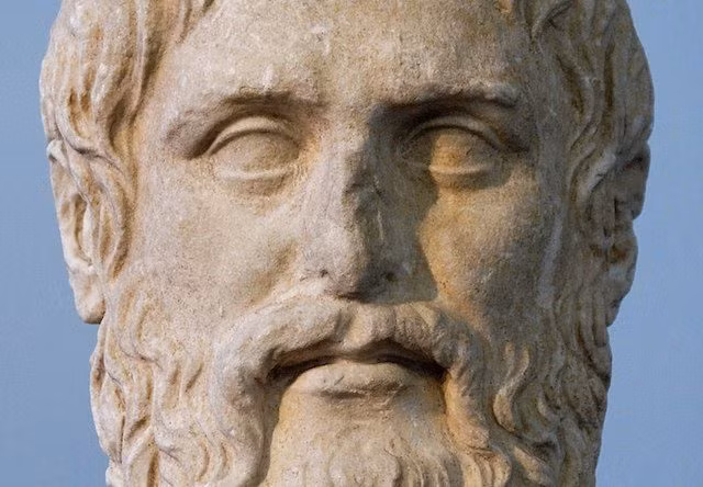 Tác phẩm "Cộng hòa" của Plato được đánh giá là tác phẩm có ảnh hưởng lớn nhất tới các học thuyết chính trị. Nội dung tác phẩm bao gồm những cuộc đối thoại giữa Socrates và các nhà văn, nhà thơ, triết gia tài ba cùng thời.