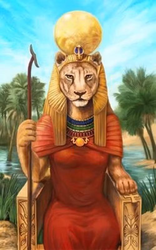 The Red Lady - ẢNH: pinterest