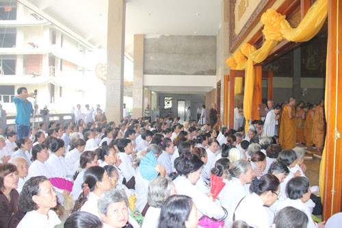 Le tang Dai lao Hoa thuong Thich Giac Nhien to chuc tai TP HCM-Hinh-8