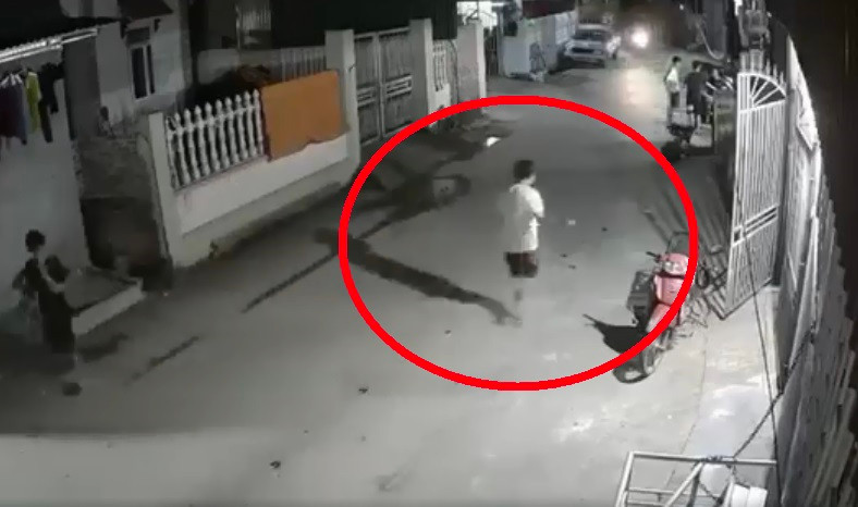 Hải Dương: Con trai bất ổn về thần kinh chém mẹ và dì ruột Hai Duong: Con trai bat on ve than kinh chem me va di ruot