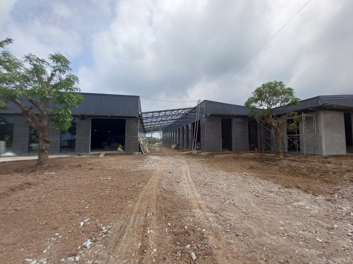 Hải Dương: Công trình “khủng” vi phạm hành lang thủy lợi kênh Đĩnh Đào Hai Duong: Cong trinh “khung” vi pham hanh lang thuy loi kenh Dinh Dao