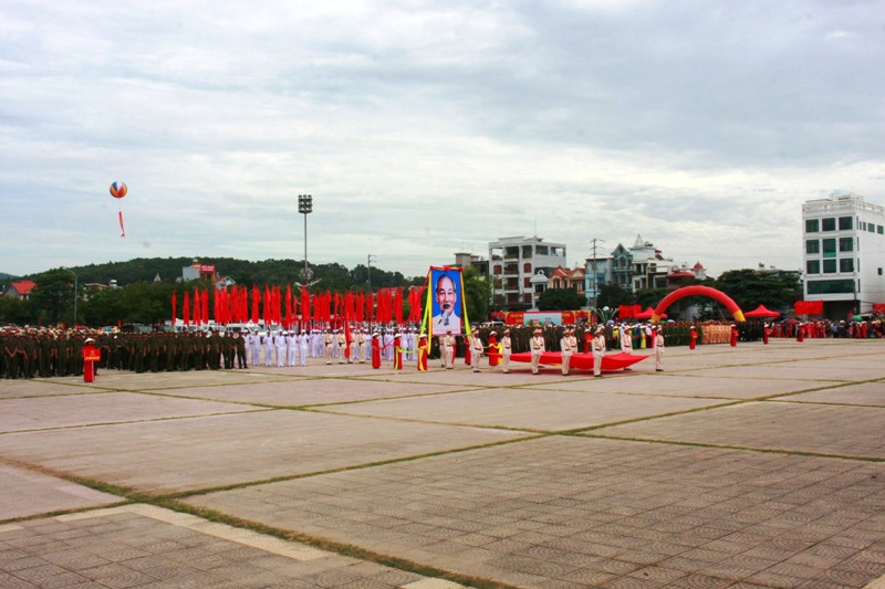Hai Duong ra mat luc luong tham gia bao ve an ninh, trat tu o co so-Hinh-6