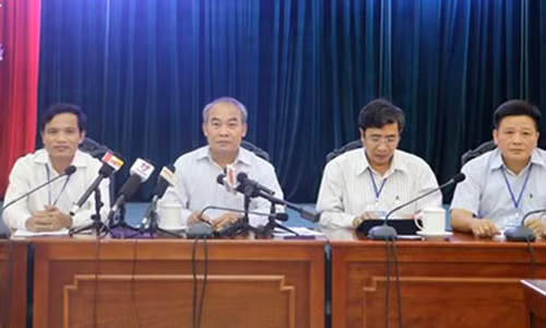 Bộ Giáo dục lên tiếng vụ lộ đề thi môn Ngoại ngữ Bo Giao duc len tieng vu lo de thi mon Ngoai ngu