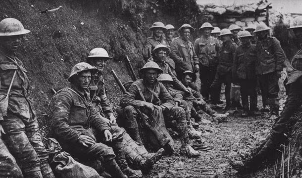 Chiến tranh thế giới thứ I (1914 - 1918) là một trong những cuộc chiến đẫm máu và tốn kém nhất lịch sử. Theo ước tính, chi phí cuộc chiến này lên đến 334 tỷ USD. Trong Chiến tranh thế giới thứ I, Mỹ đã kiếm được khoản lợi nhuận khổng lồ từ việc bán vũ khí cho cả hai bên tham chiến.