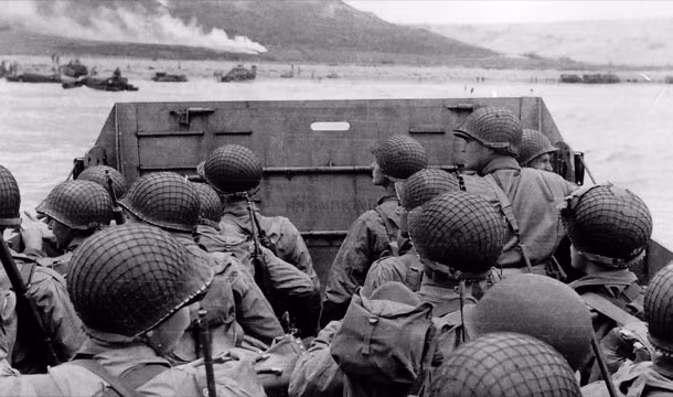 Chiến tranh thế giới thứ II (1939 - 1945) là cuộc chiến đẫm máu và đắt đỏ khi tiêu tốn 4,1 nghìn tỷ USD. Trong cuộc chiến chống phát xít, phe đồng minh đã giành thắng lợi. Đây cũng là cuộc chiến chứng kiến bom nguyên tử lần đầu tiên được sử dụng.