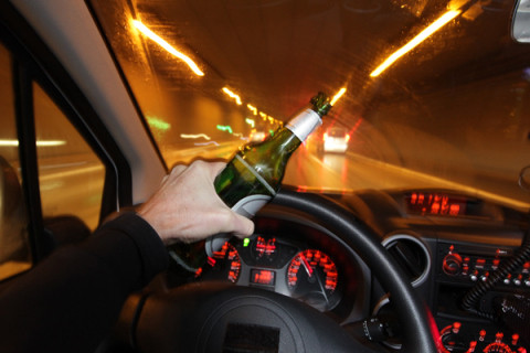 Tại Mỹ, mỗi giờ có ít nhất 1 người tử vong do bị người lái xe say rượu đâm.