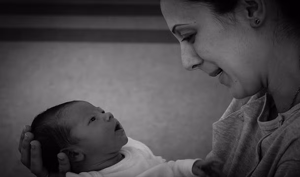 Mỗi năm có khoảng 315.000 phụ nữ tử vong khi sinh con.