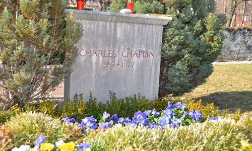 Ron nguoi nhung vu dao mo trom xac chan dong the gioi-Hinh-2