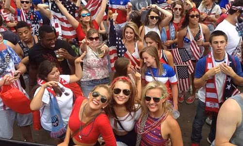 54% dân số Mỹ tin vào sự tồn tại của đấng tối cao (thần linh).