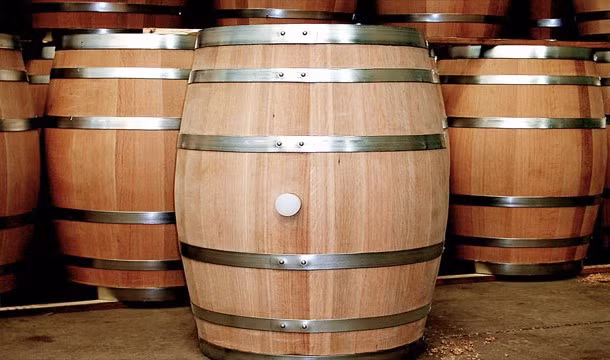 Năm 1814, 8 người ở London chết sau khi một thùng bia lớn nổ. Điều đáng nói là thùng bia quá lớn đã khiến những người này chết đuối trong bia.