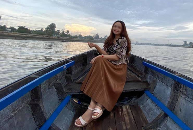 Trong thời gian này, Diễm rủ Trinh đăng tải bài viết về cho thuê nhà cho các đối tượng người Trung Quốc thuê để nhận hoa hồng. Trinh sử dụng ứng dụng Wechat đăng tải bài viết về cho thuê nhà.