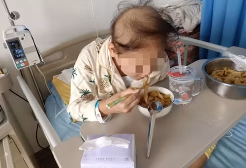 Be gai 10 tuoi uong thuoc tranh thai moi ngay: Su that dau long