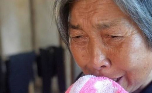 Chu re dot tu dem tan hon, hung thu la nguoi khong ai ngo