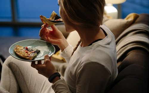 1 khong sau an, 2 khong truoc ngu: Gan 