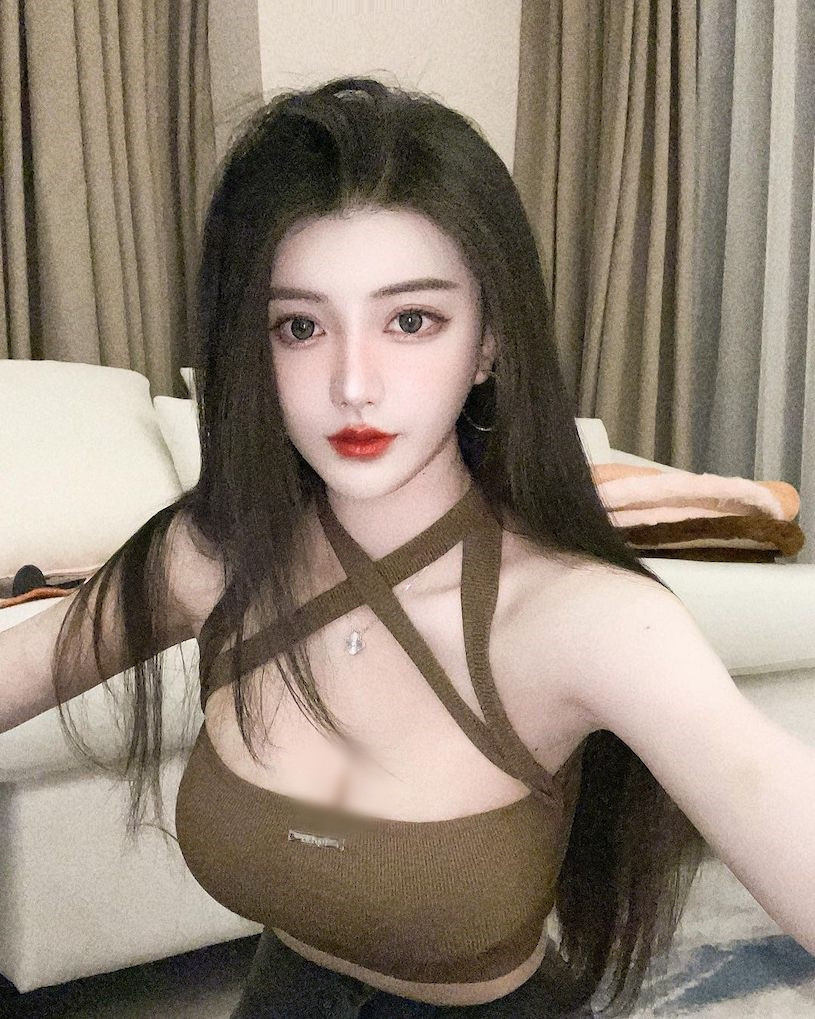 Đa số những set đồ này đều quyến rũ, gợi cảm, giúp cô nàng khoe trọn vẹn đường cong cơ thể.