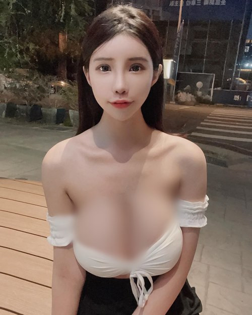 Gợi cảm không có lỗi, lỗi là ở mức làm mọi thứ trở nên quá đà, khiến mọi người "nóng mặt", đặc biệt ở nơi công cộng.