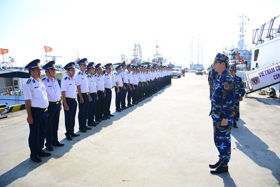 Tau CSB 8001 hoan thanh tot dep chuyen tham, giao luu tai An Do-Hinh-2