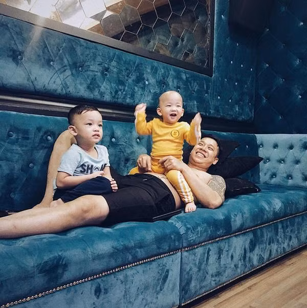 Vo hot girl cua ca si Le Hoang khoe nha tien ty do ong xa tu thiet ke-Hinh-4