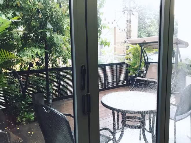 Vo hot girl cua ca si Le Hoang khoe nha tien ty do ong xa tu thiet ke-Hinh-6