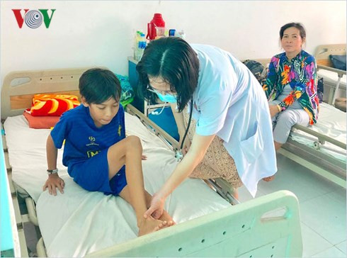 Ran bo vao nha can nguoi mua nuoc noi-Hinh-3