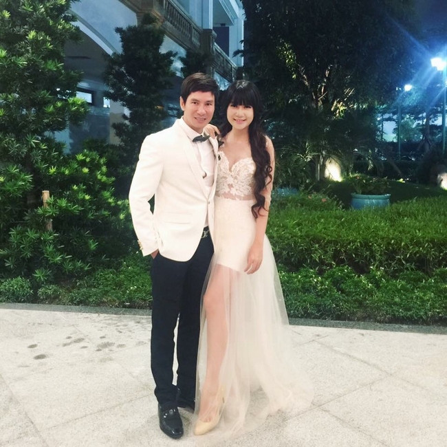 Xuất thân bình dân, Lý Hải bắt đầu từ hai bàn tay trắng. Trước khi nổi tiếng, anh từng đi hát ở nhiều nơi, từ vũ trường, nhà hàng cho tới hội chợ, tỉnh lẻ… để kiếm sống. Sự nghiệp của Lý Hải có những lúc thăng trầm, hai lần thất nghiệp, song không thể phủ nhận anh là một trong những ca sĩ thành công nhất những năm 1990 - 2000.