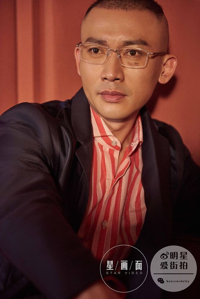 Khó có thể phủ nhận vẻ điển trai lãng tử cực "chuẩn men" của Nhiếp Viễn ngoài đời thực.