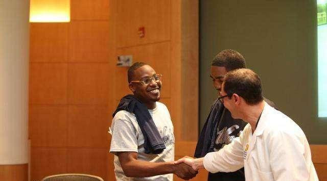 Từ khi hồi phục sau cuộc phẫu thuật cấy ghép tim, Marshall quyết tâm sống một cuộc sống tươi đẹp hơn. Chàng trai trẻ bày tỏ sự cảm ơn sâu sắc đến những bác sĩ, nhân viên y tế đã giúp đỡ mình, đồng thời cũng thầm cảm ơn sự kiên trì của chính bản thân. Thông qua câu chuyện của mình, Marshall muốn nhắn nhủ mọi người rằng, chỉ cần không bỏ cuộc, chỉ cần có một cơ hội để tồn tại, hãy nắm lấy nó và điều kỳ diệu sẽ xảy ra.