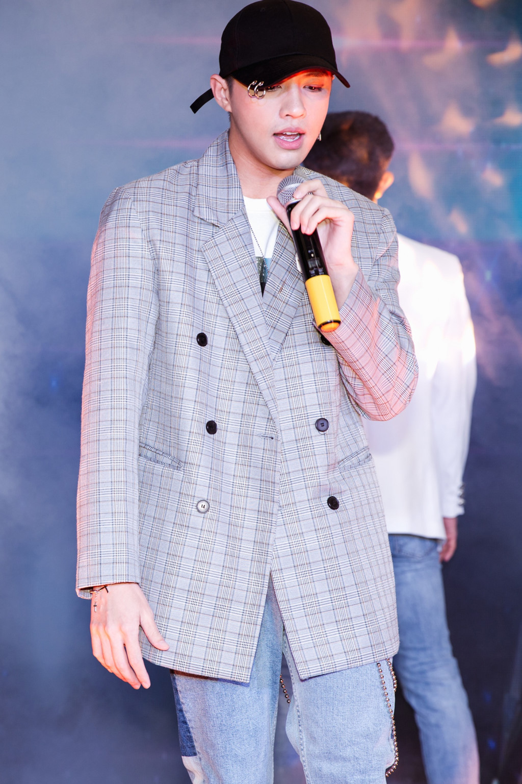 Đại diện Noo Phước Thịnh cho biết Zack Hemsey gửi đơn kiện từ năm 2017, tuy nhiên, đến nay vẫn chưa được giải quyết. Hiện, phía nam ca sĩ sinh năm 1988 làm việc với luật sư và từ chối tiết lộ chi tiết cụ thể xoay quanh vụ kiện.