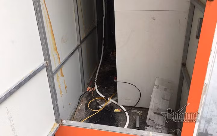 Hien truong cay ATM SHB co gan 10 qua min da gan kip no-Hinh-3