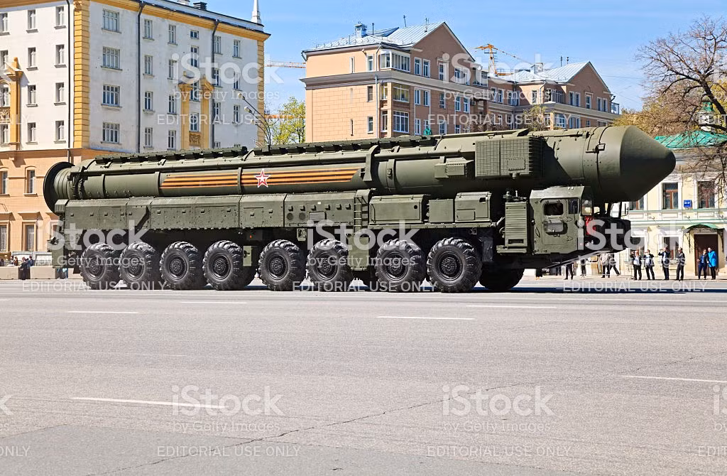 Trang Avia của Nga mới đây cho biết, tình hình không mấy tốt đẹp trong mối quan hệ giữa Nga và Belarus đã dẫn đến việc các chuyên gia quân sự và các nhà khoa học chính trị của Minsk đưa ra đề xuất bất ngờ.