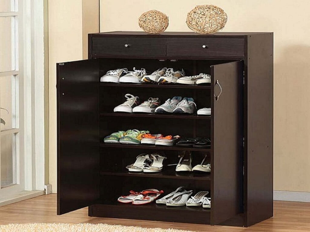 Dat tu giay o dau de ngoi nha them sang?