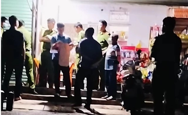 Hai be o Thanh Hoa tu vong bat thuong co bieu hien non mua