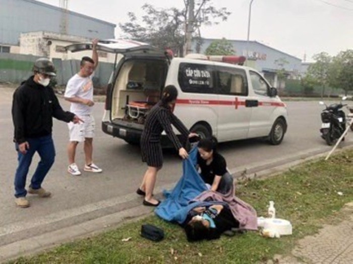 Hy huu, nguoi phu nu “de roi” con moi biet minh mang thai