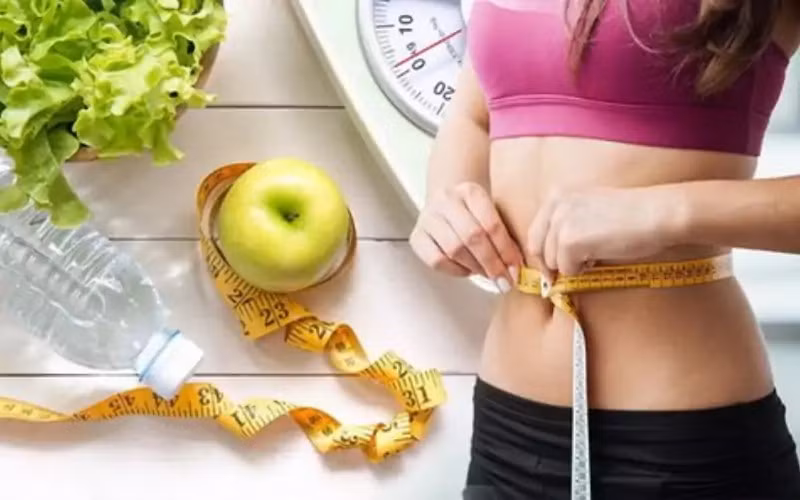 Nhin an bua toi co giup giam can?