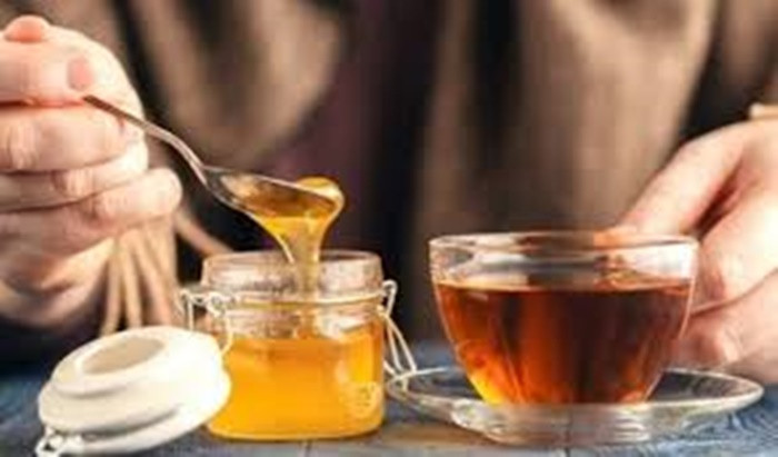 Loi ich bat ngo khi uong mat ong voi nuoc am-Hinh-2