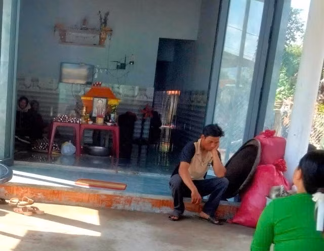 7 nguoi bi set danh thuong vong khi dang tru mua