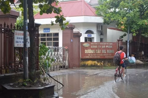 Diem nong 24h: Van chua bat duoc 2 tu tu tron trai T16-Hinh-3