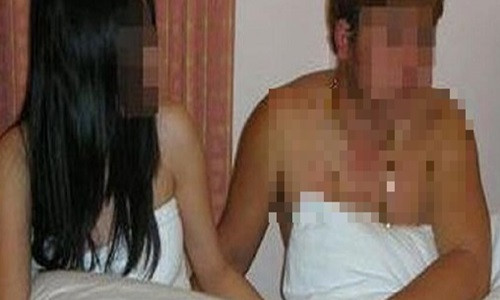 Bat gian chong va “tieu tam” tai giuong con bi doa nguoc, vo bao ngay canh sat