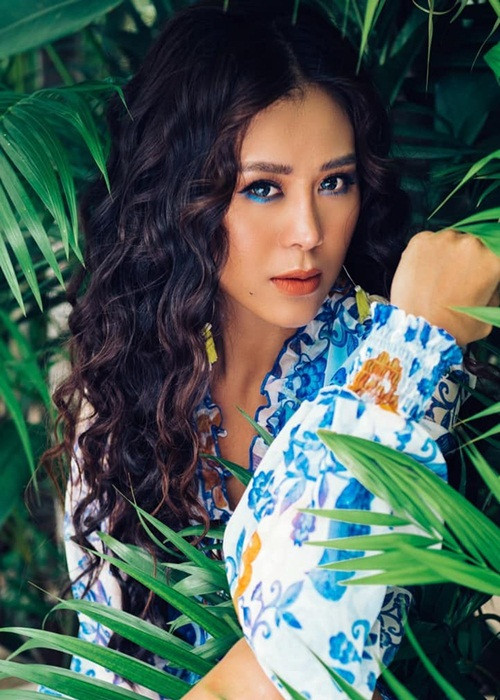 Trên Saostar năm 2020, Nam Thư chia sẻ, dù lỗ nhiều khi làm phim nhưng cô không buồn bởi có thêm kinh nghiệm. “Vì là người mới, tôi chấp nhận lấy công và kinh nghiệm làm lãi, không chỉ cho mình tôi mà cả công ty và ê-kíp nữa”, cô nói.