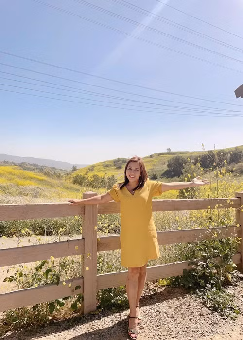 Vợ cũ của diễn viên Hoàng Anh phải thuê nhà để sinh sống ở Mỹ.