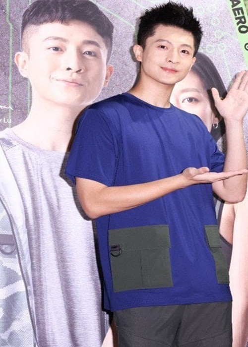 Giữa tâm bão phát ngôn, Harry Lu lên tiếng xin lỗi: "Thật sự lời phát biểu ngày hôm kia đã sai, ý mình muốn nói là người Việt tương đối coi trọng những ngày lễ liên quan đến phụ nữ. Và mình rất thích điều này, cũng hy vọng mọi người tặng cho mẹ mình một bó hoa hoặc một món quà".